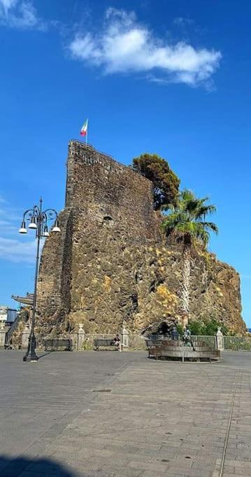 Casa Ultreia, Appartamento Aci Castello Buitenkant foto