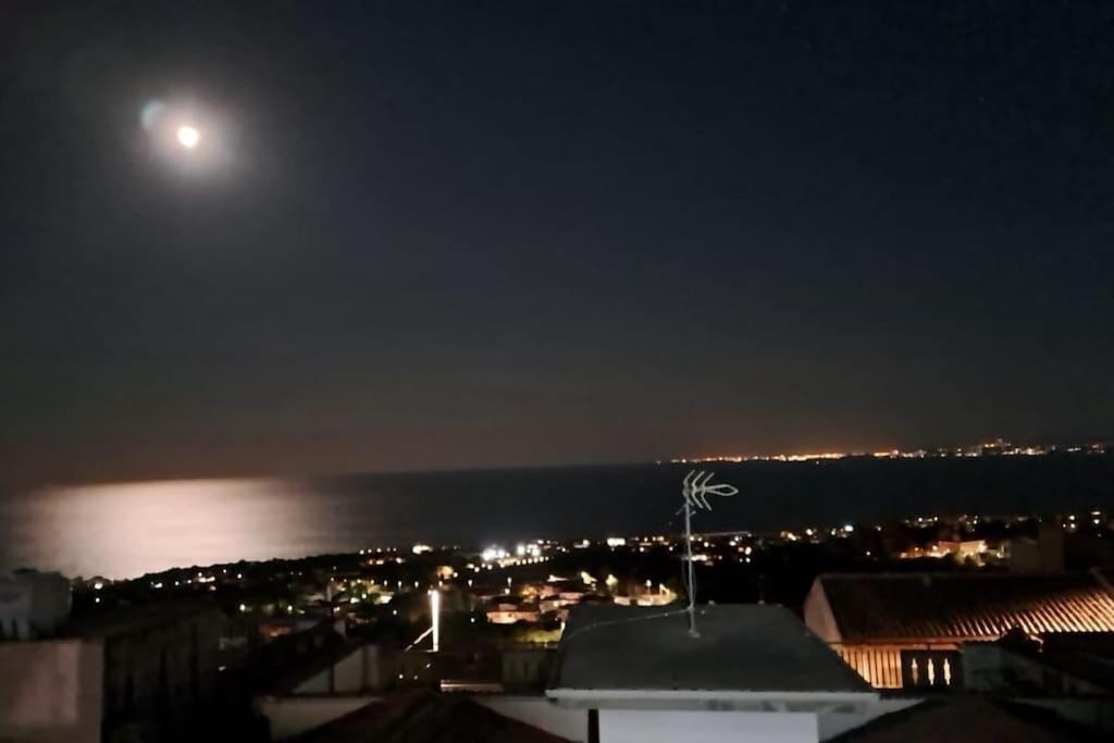 Casa Ultreia, Appartamento Aci Castello Buitenkant foto
